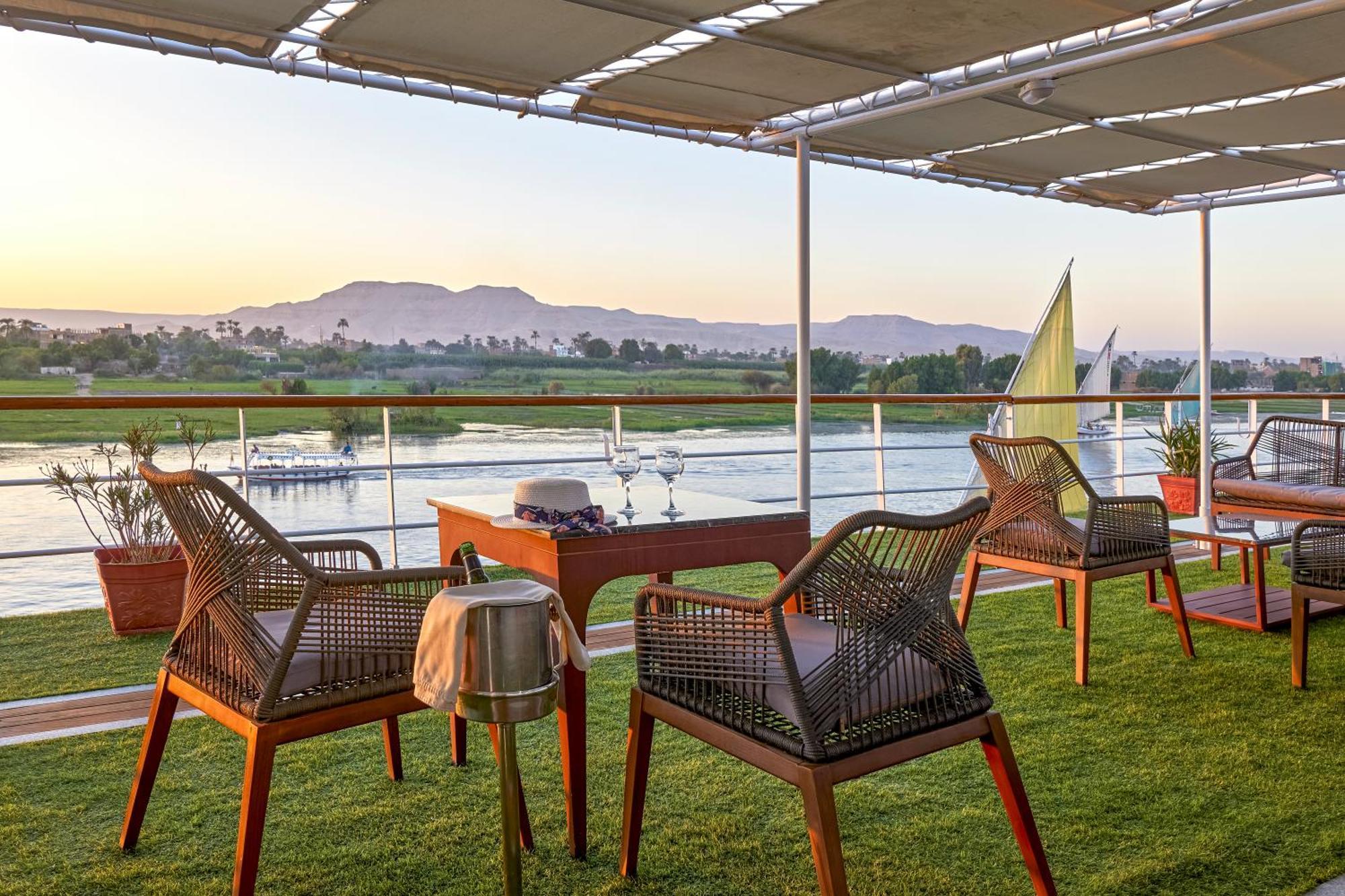 Moevenpick Royal Lily Nile Cruise, Every Monday Four Nights From Luxor, Every Friday Three Nights From Aswan - Including Excursions & Sightseeing 외부 사진