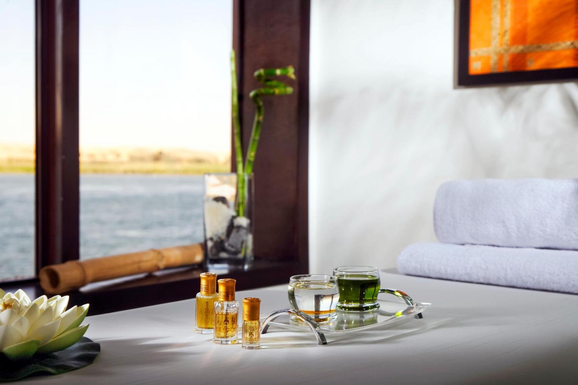 Moevenpick Royal Lily Nile Cruise, Every Monday Four Nights From Luxor, Every Friday Three Nights From Aswan - Including Excursions & Sightseeing 외부 사진